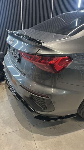Audi 2024 Sedan Spoiler (Plastik) (Piano Black Boyalı)