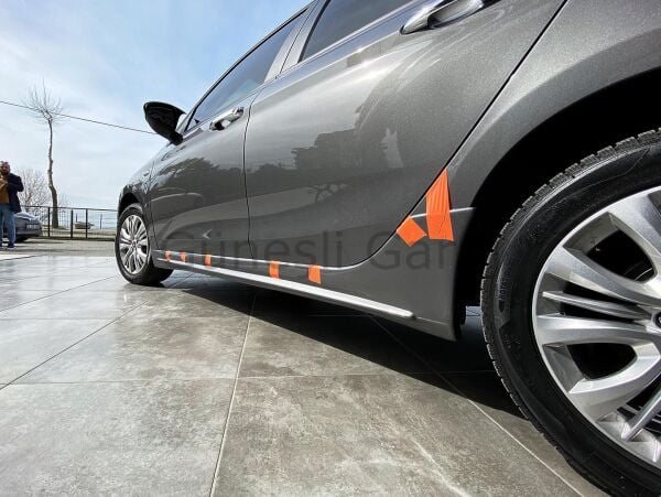 Fiat Egea Çıkıntılı Yan Marşiyel (Plastik)