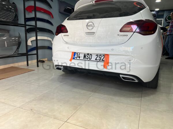 Opel Astra J OPC Arka Tampon (Plastik)