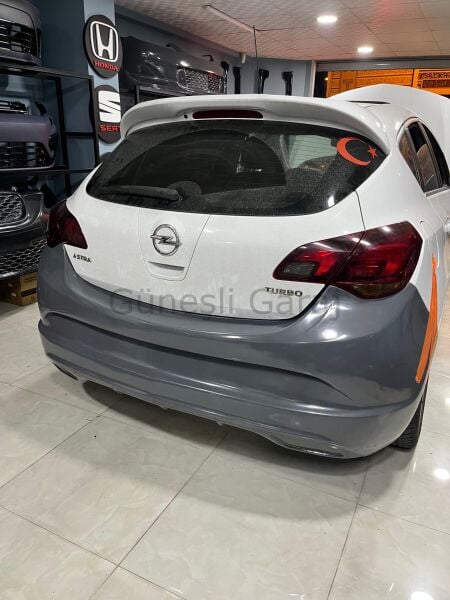 Opel Astra J OPC Arka Tampon (Plastik)