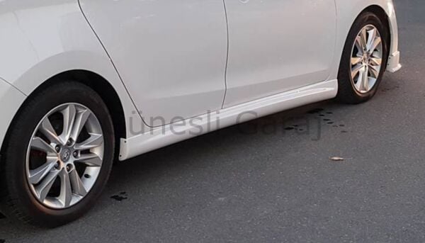 Opel Astra J R Yan Marşpiyel (Plastik)