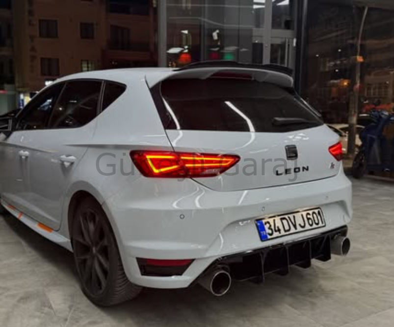 Seat Leon Mk3 Aero Tampon 4'lü Orta Flapları (Plastik) (Parlak siyah boyalıdır. Aparatları dahildir.)