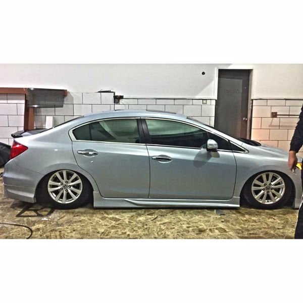 Honda Civic Fb7 Custom Yan Marşpiyel (Plastik)