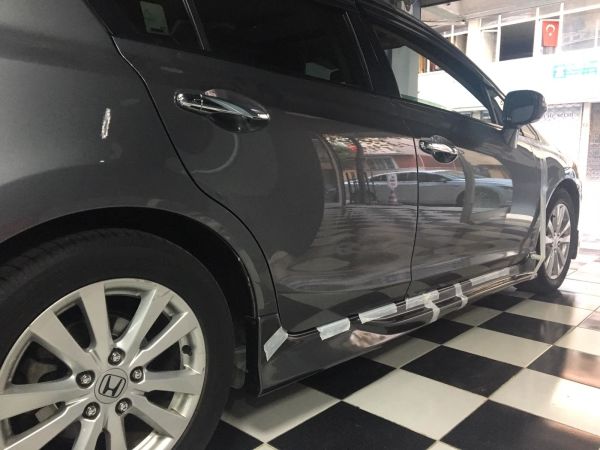Honda Civic Fb7 Custom Yan Marşpiyel (Plastik)