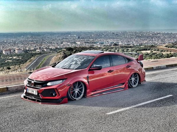 Honda Civic Fc5 Ön Lip Custom (Plastik)