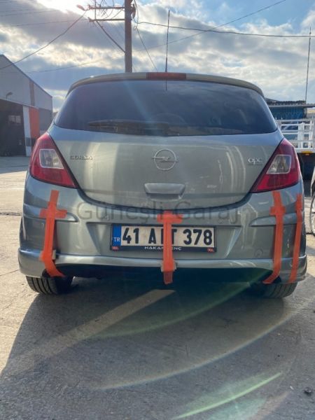 Opel Corsa D Arka Ek (Plastik)