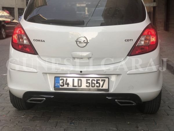 Opel Corsa D Egzoz Görünümlü Difüzör (Plastik)