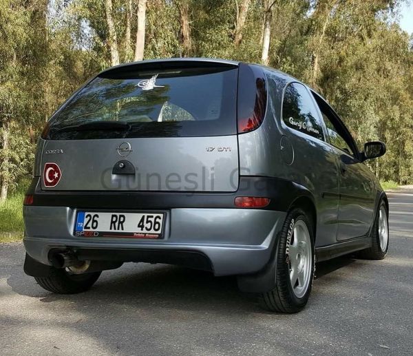 Opel Corsa C Arka Ek Makyajsız (Plastik)