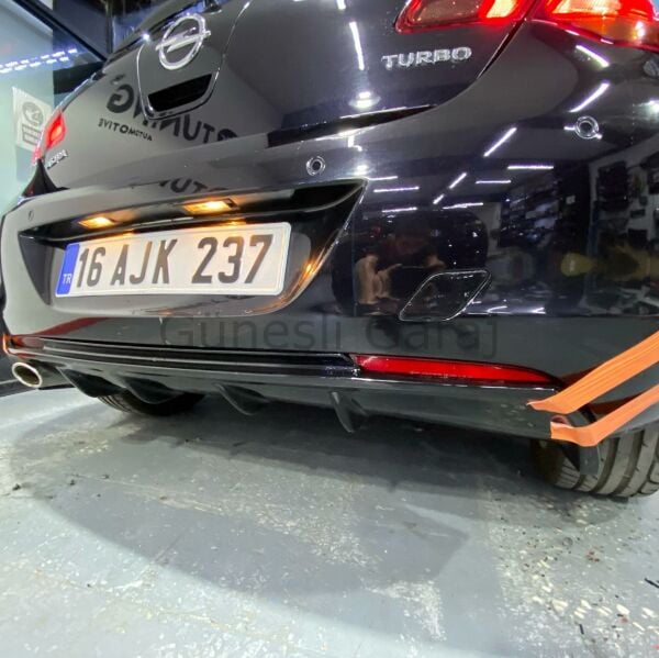Opel Astra J Hb Makyajsız Difüzör (Plastik)