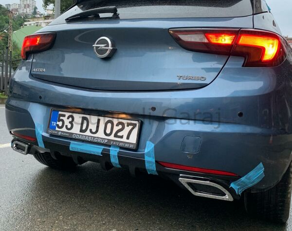 Opel Astra K Egzoz Görünümlü Difüzör (Plastik)