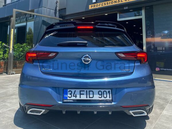 Opel Astra K Egzoz Görünümlü Difüzör (Plastik)