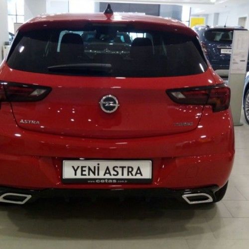 Opel Astra K Egzoz Görünümlü Difüzör (Plastik)