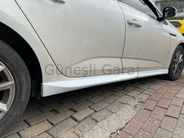 Renault Megane 4 Yan Marşbiyel HB (Plastik)