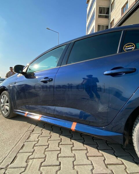 Renault Megane 4 Yan Marşbiyel HB (Plastik)