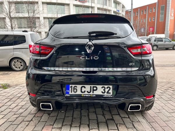 Renault Clio 4 RS Egzoz Görünümlü Difüzör (Plastik)