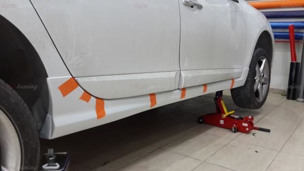 Renault Fluence Yan Marşpiyel (Plastik)