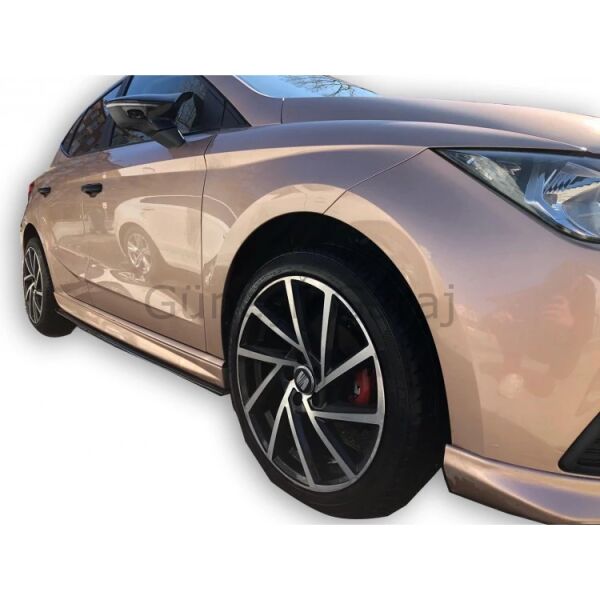 Seat İbiza 2018+ Yan Marşpiyel (Plastik)