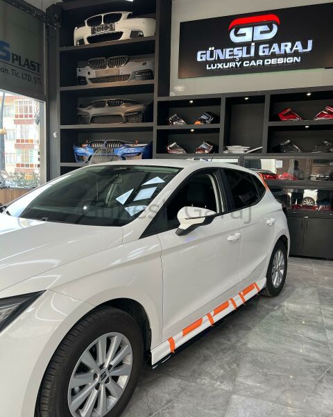 Seat İbiza 2018+ Yan Marşpiyel (Plastik)