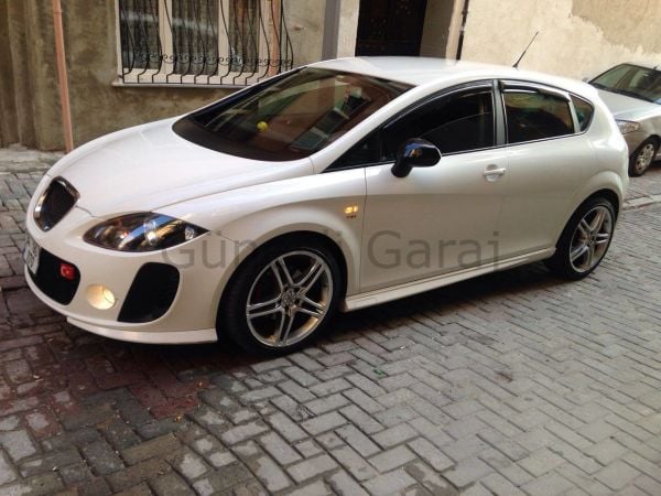 Seat Leon Mk2 Yan Marşpiyel (Plastik)