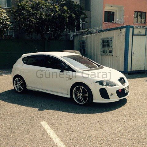 Seat Leon Mk2 Yan Marşpiyel (Plastik)