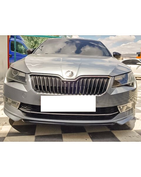 Skoda Superb 2018+ Ön Ek (Plastik)