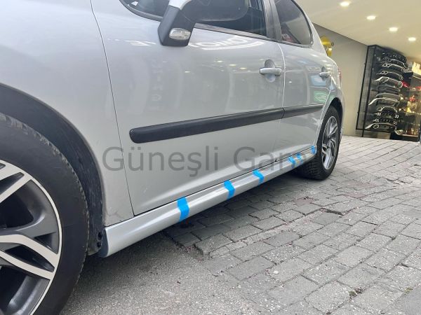Peugeot 207 Yan Marşpiyel (Plastik)