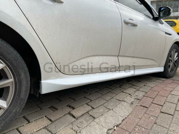 Renault Megane 4 Sedan Yan Marşpiyel (Plastik)