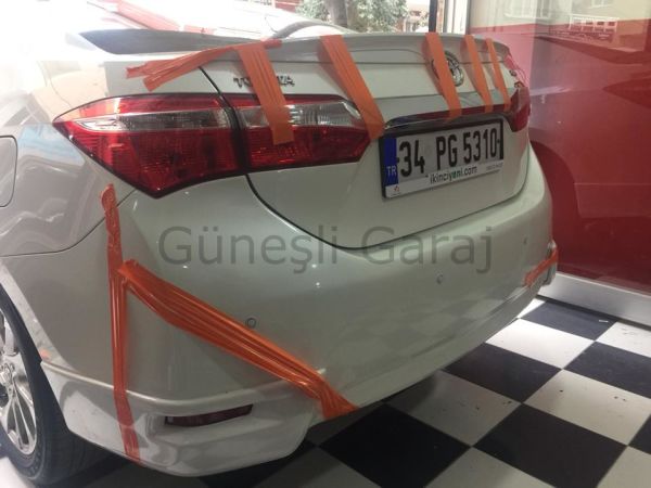 Toyota Corolla Arka Flap (Plastik)