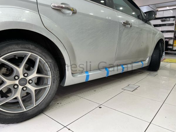Ford Focus 2.5 Hb Body Kit Seti Plastik