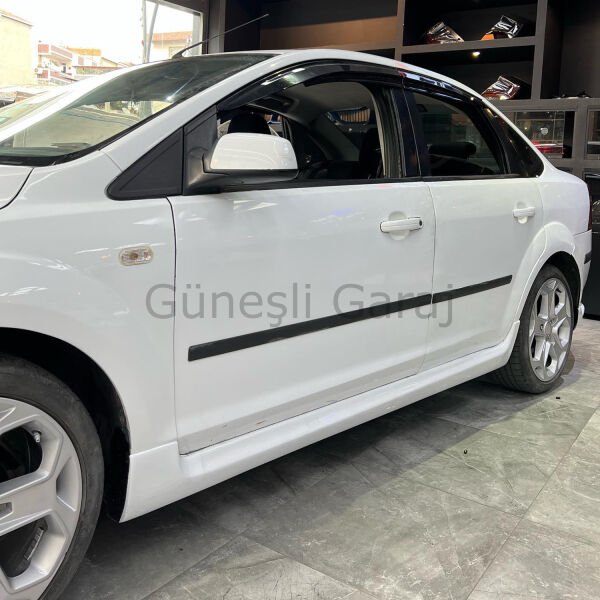 Ford Focus 2.5 Sedan Body Kit Seti Plastik