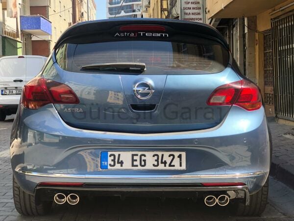 Opel Astra J Makyajlı Body Kit Seti Plastik