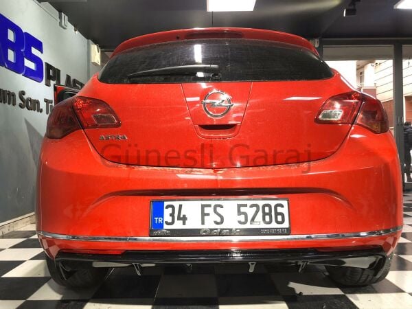 Opel Astra J Makyajlı Body Kit Seti Plastik