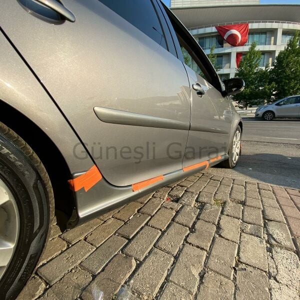 Volkswagen Golf 5 Body Kit Seti Plastik
