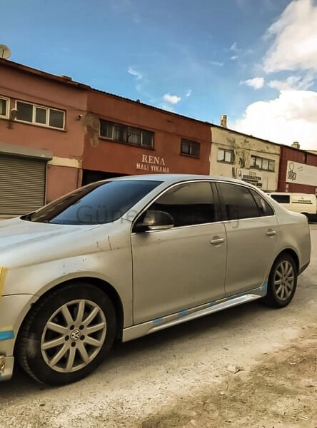 Volkswagen Jetta Mk5 Body Kit Seti Plastik